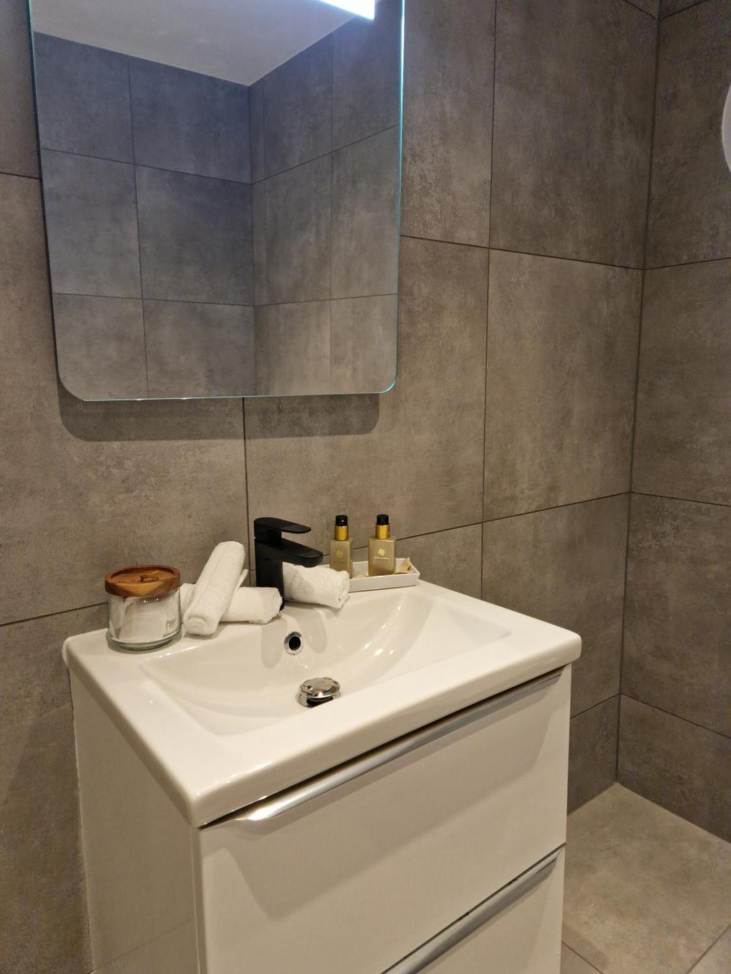 Lorans Apartment Perstorp Екстериор снимка